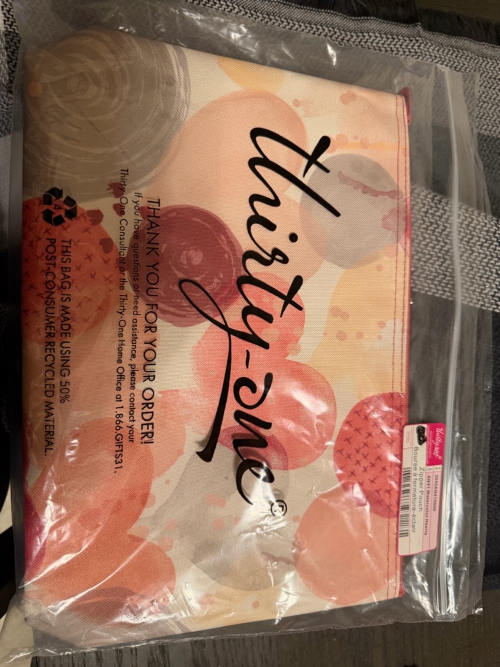 thirty-one Peach and Coral Dot Zip Pouch